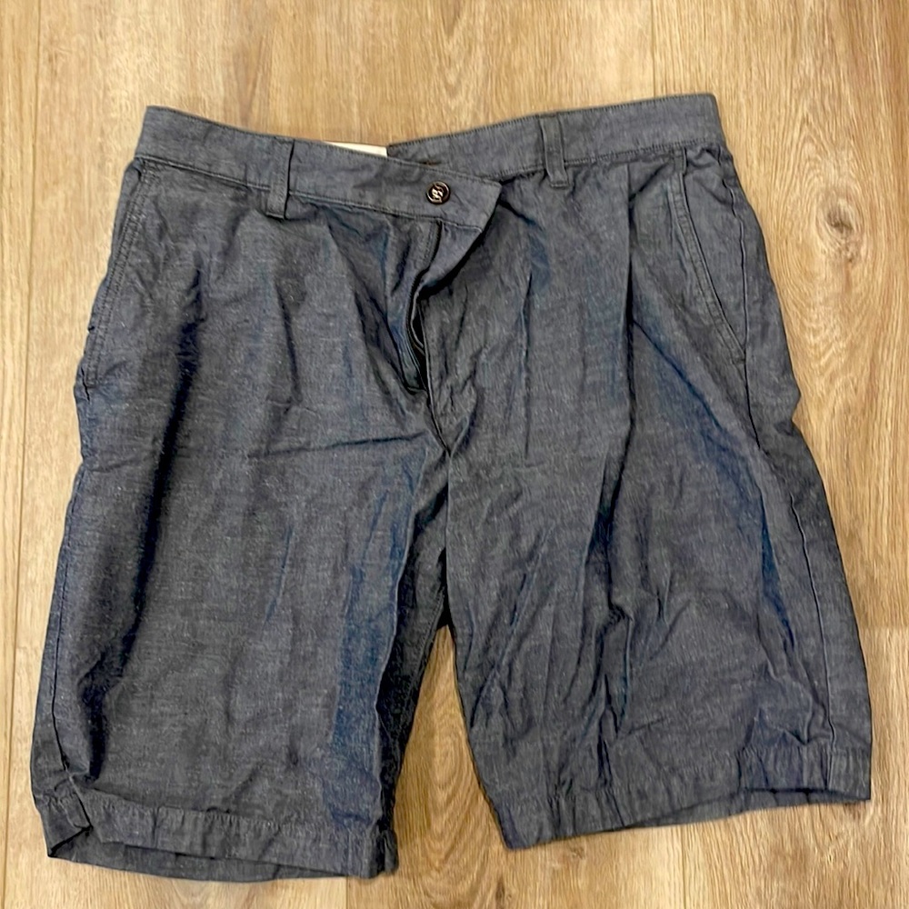 Size 36 Blue Dockers Ultimate Shorts